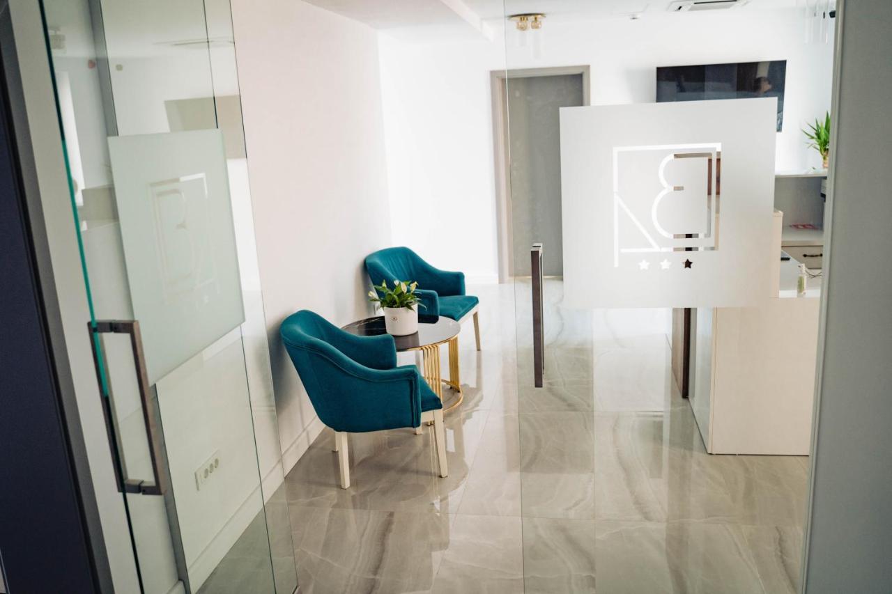 Hotel B4 ออราแด ภายนอก รูปภาพ
