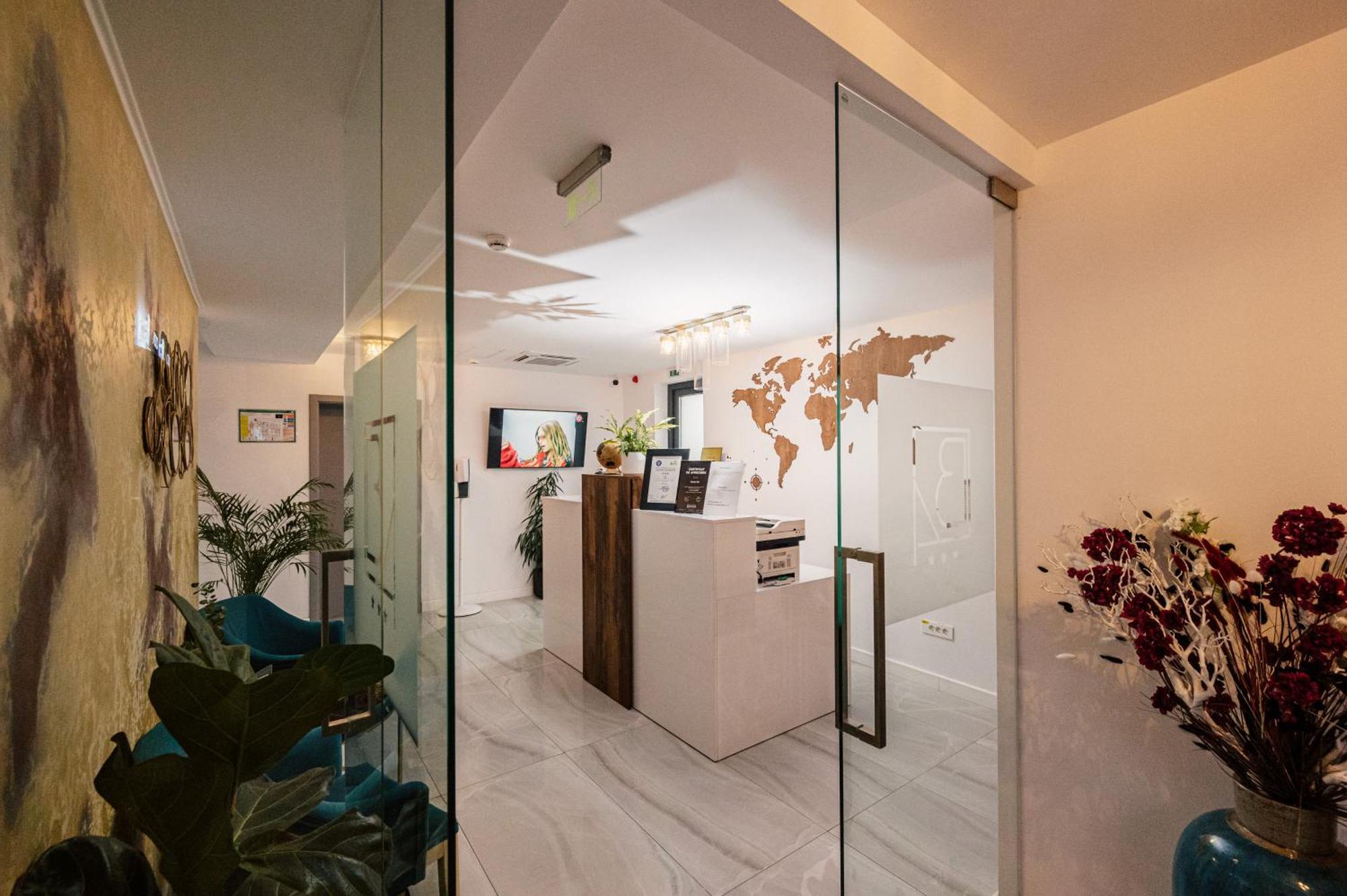 Hotel B4 ออราแด ภายนอก รูปภาพ