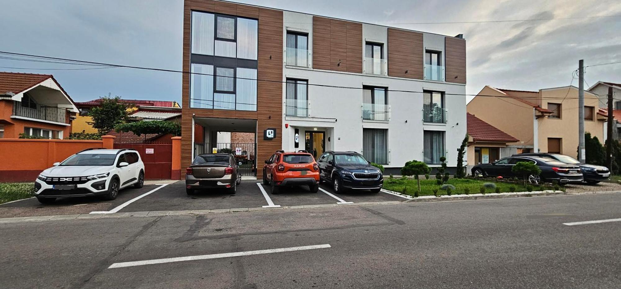 Hotel B4 ออราแด ภายนอก รูปภาพ